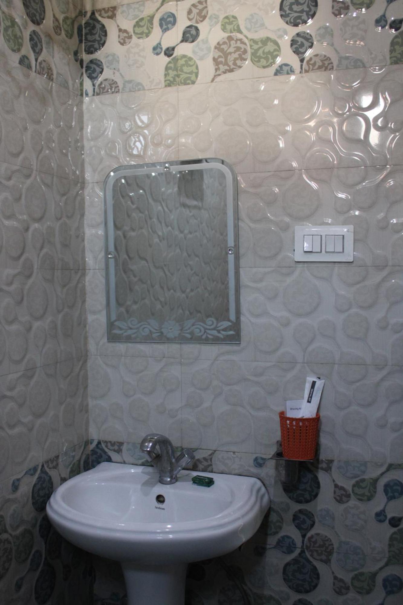 Hotel Singh Residency Varanasi Exterior foto